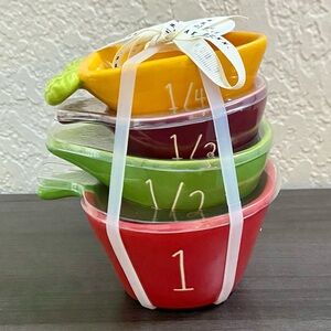 NWT Rae Dunn Vegetable Measuring Cups
